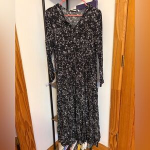 Zara Black and White Floral Long Sleeve Maxi Dress
